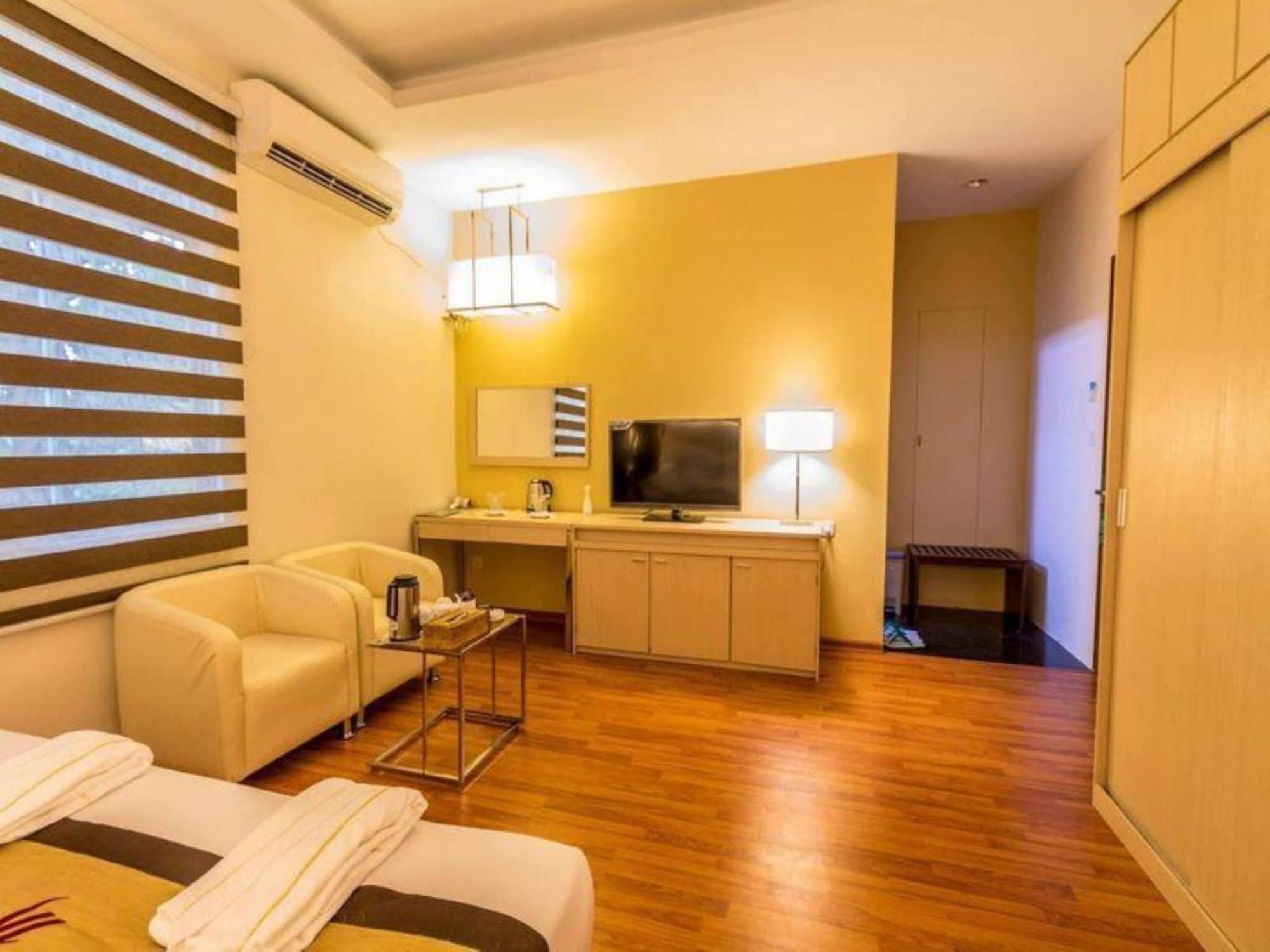 Hotel 7 Mile Rangun Zewnętrze zdjęcie