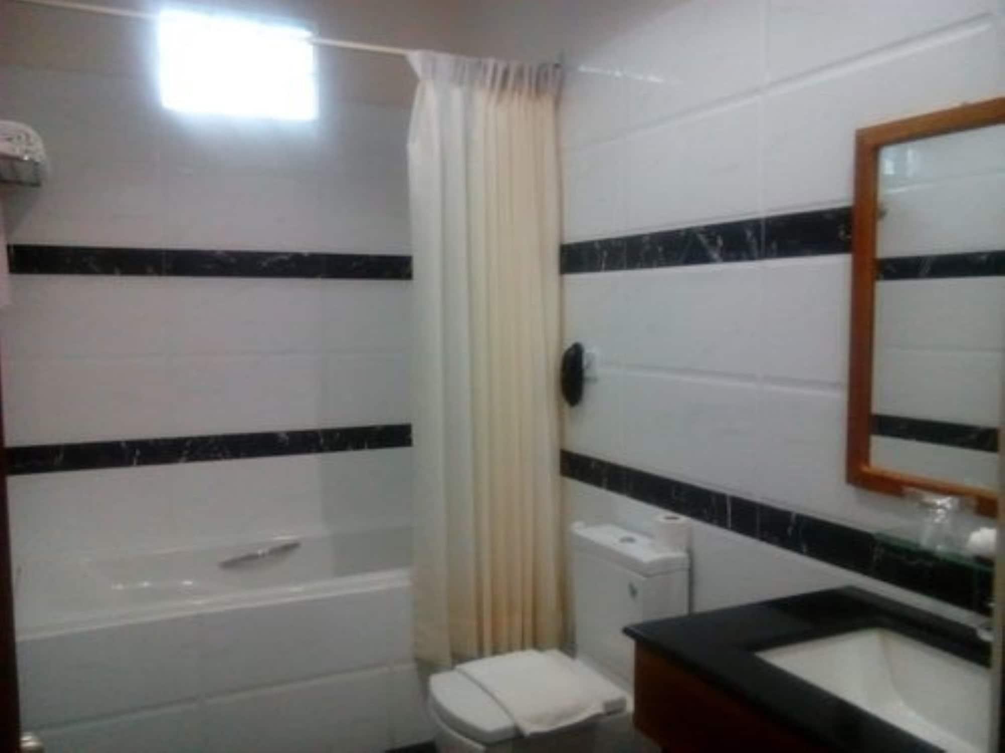 Hotel 7 Mile Rangun Zewnętrze zdjęcie