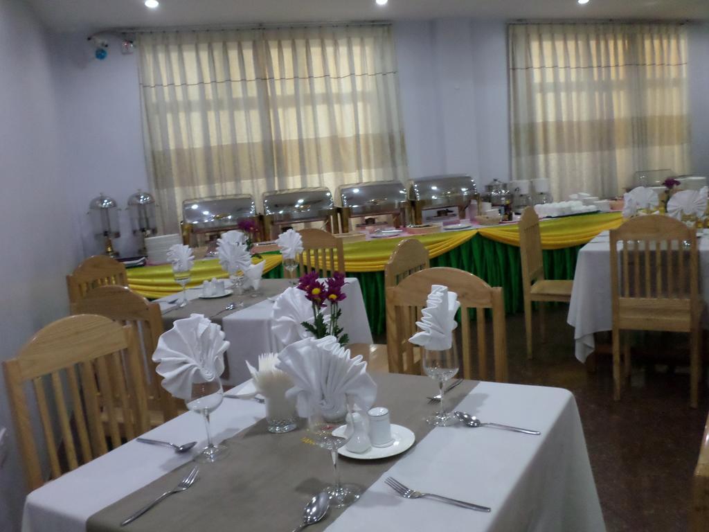Hotel 7 Mile Rangun Zewnętrze zdjęcie