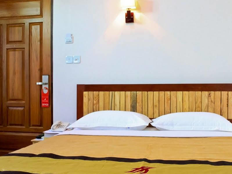 Hotel 7 Mile Rangun Zewnętrze zdjęcie